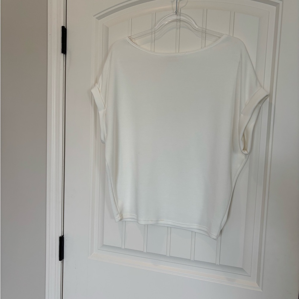 Elegant White Short Sleeve Top